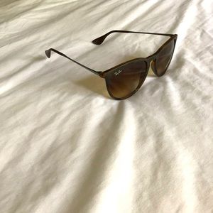 Brown ray bans. New!